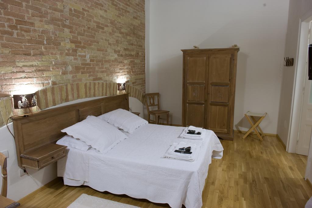 Castelletto Suites كالياري المظهر الخارجي الصورة