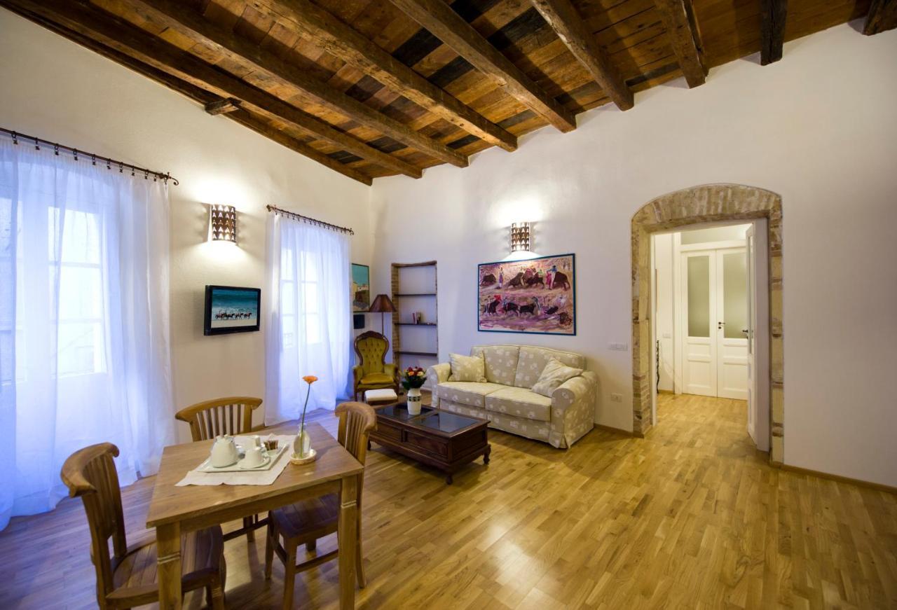 Castelletto Suites كالياري الغرفة الصورة