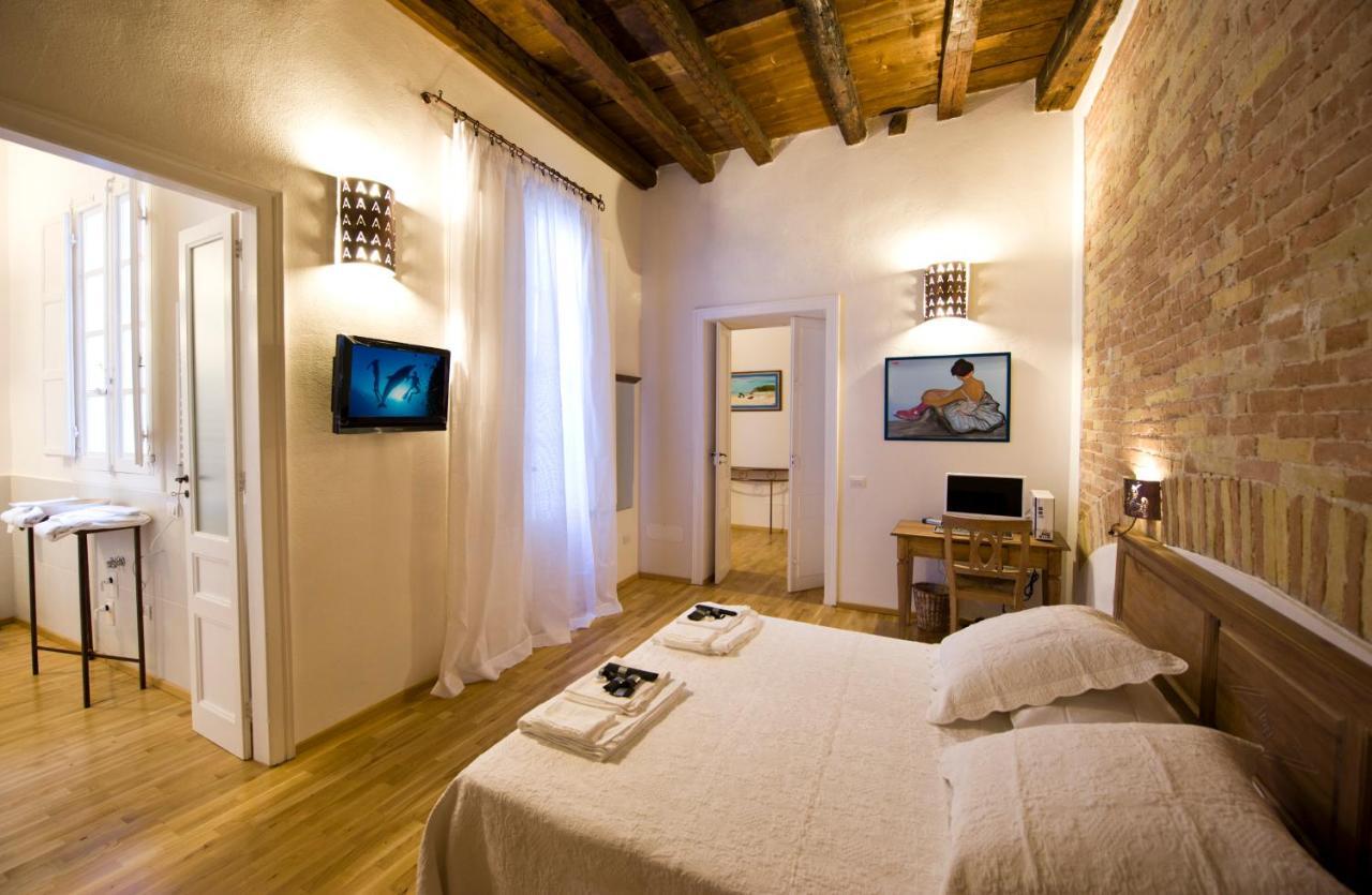 Castelletto Suites كالياري الغرفة الصورة